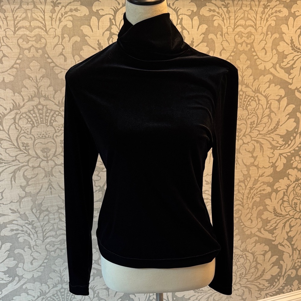 IKEA Classic Black Long Sleeve Tee